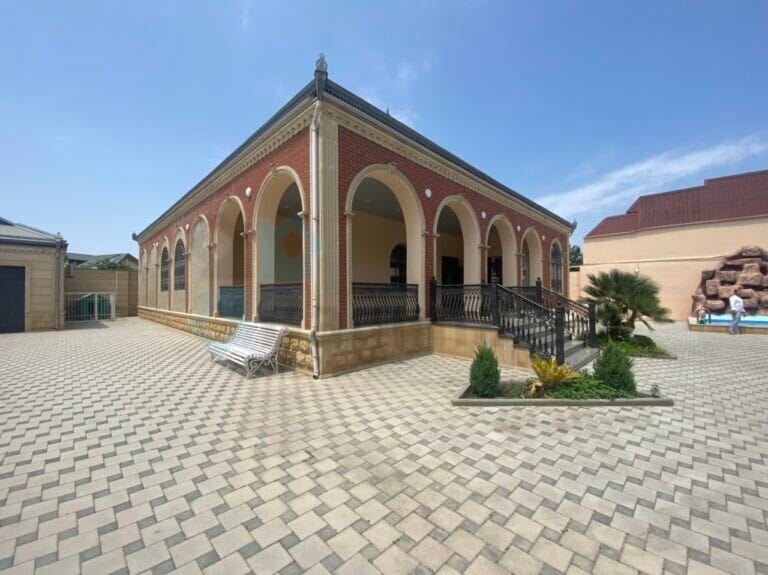 Mərdəkanda kirayə bağ evi — əsas görünüş