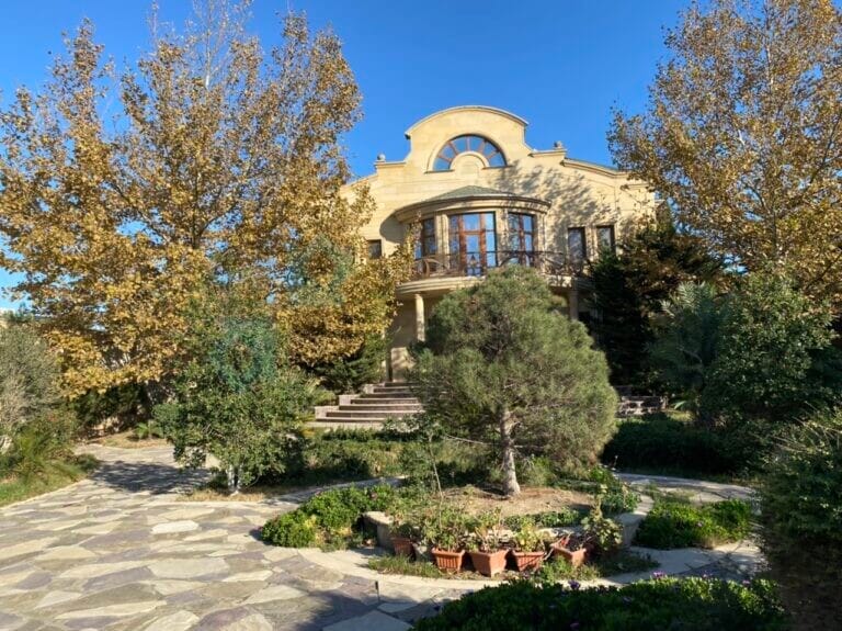 Bilgəh Qəsəbəsi - Evlərin Satışı - Bilgəhdə 35 sotda ekskluziv bağ evi