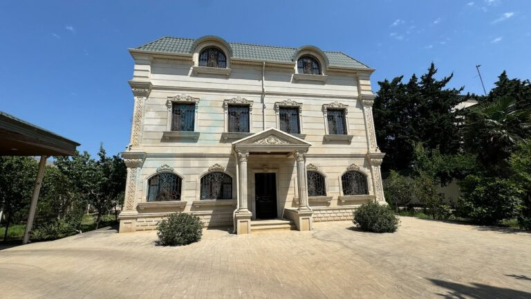 Şağan - Evlərin Satışı - Şağanda 13 Sotda Özəl Villa – Olimpiya Kompleksindən Cəmi 200 metr!