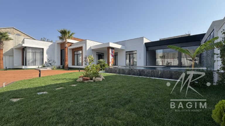 Mərdəkanda 11 Sotda, 5 otaqlı Ultra Modern Üslublu Möhtəşəm Villa Satilir! — əsas görünüş