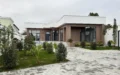 Khalcha restoranina yaxin sehercikde 5 otaqli 8 sotda modern villa