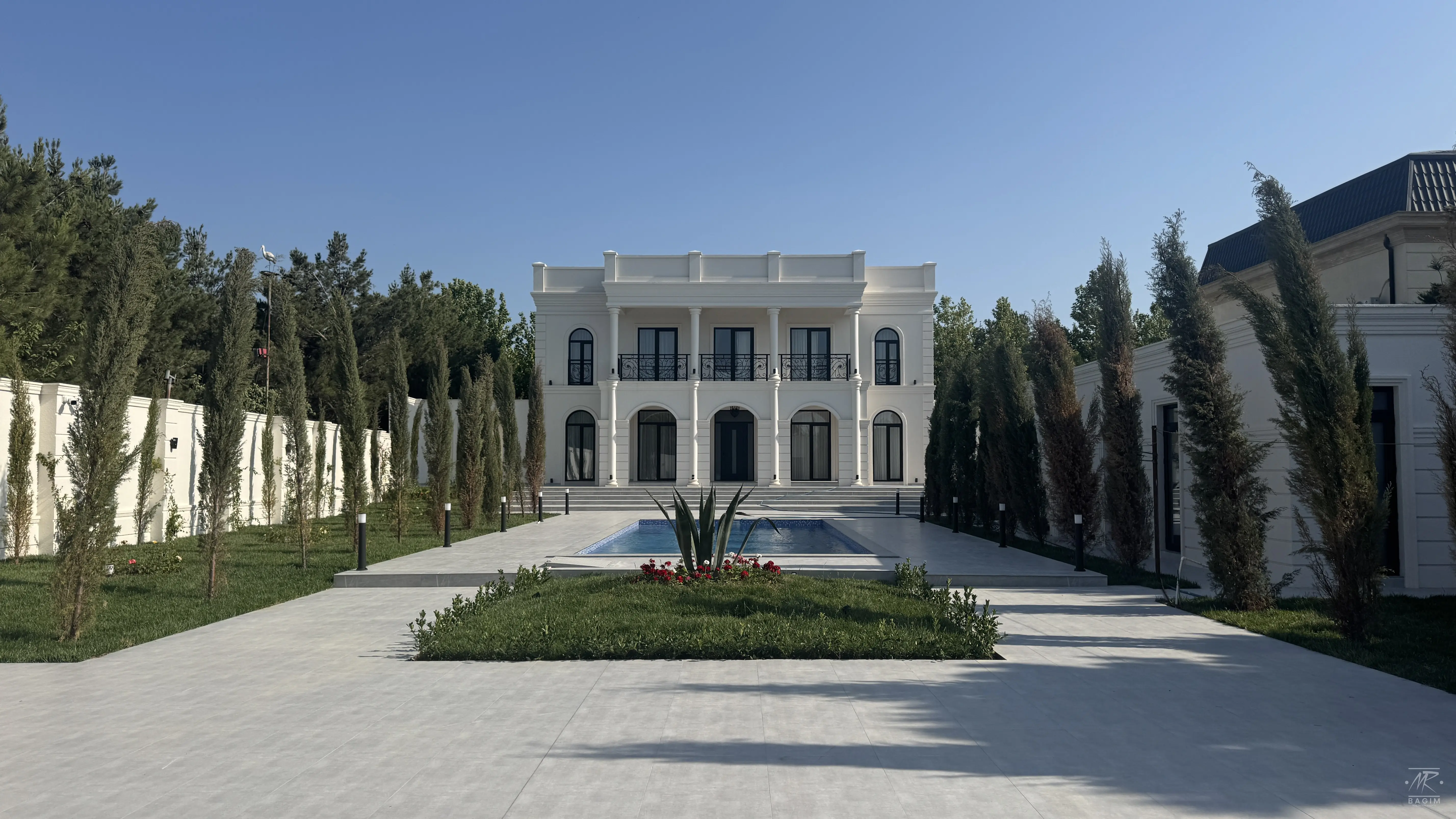 Mərdəkanda 16 sotda Super Möhteşem Villa Satılır