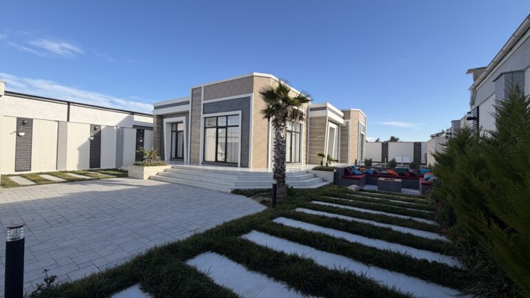 Mərdəkan - Evlərin Satışı - Qiymet endi Mərdəkanda, 7 Sotda Bağ Evi Satılır! Beton Monolit