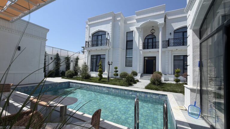 Mərdəkan - Evlərin Satışı - Mərdəkan korpusunun yanında möhtəşəm Yeni Neoklassik Villa!