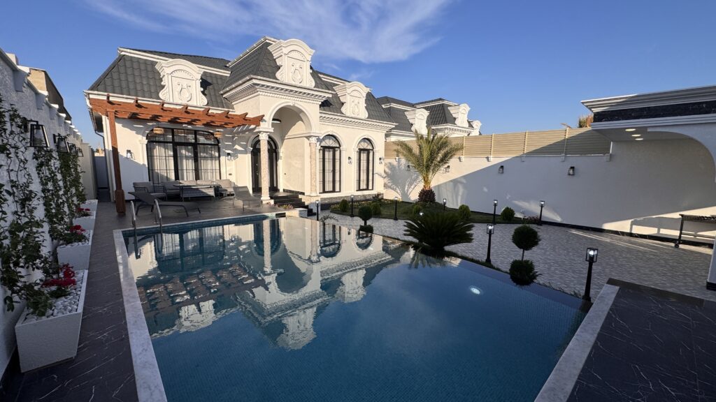 Merdekanda 5.5 Sotda Bravo Yolunda Yeni NeoKlassik Villa Satilir