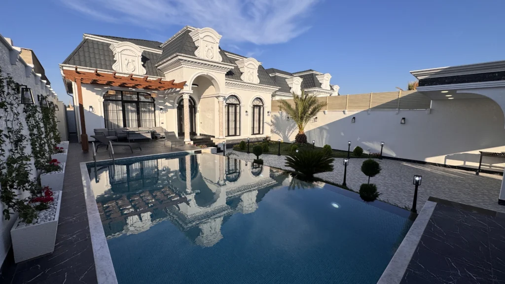 Merdekanda 5.5 Sotda Bravo Yolunda Yeni NeoKlassik Villa Satilir